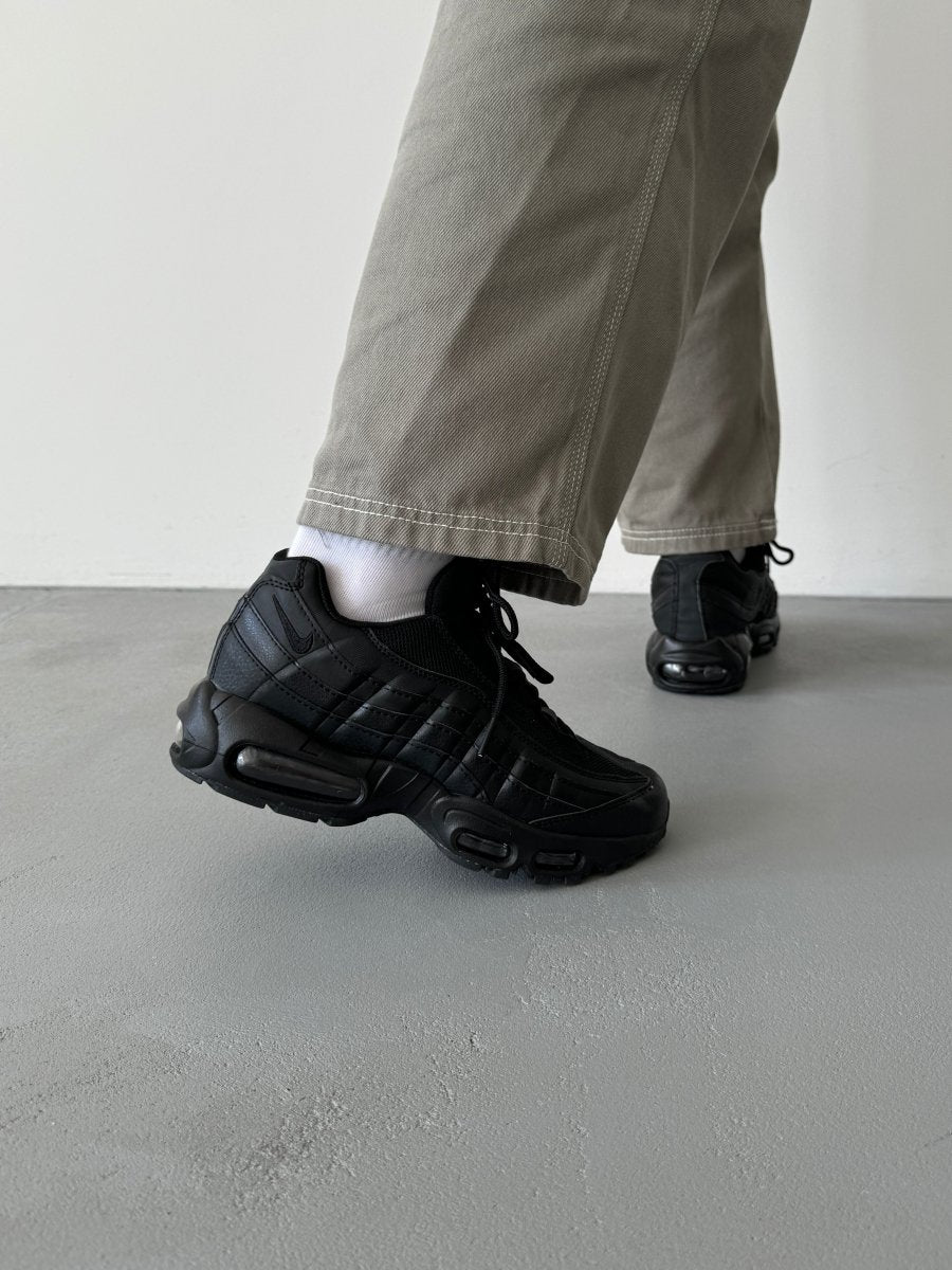 Nike Air Max 95 Black - oceanhype - 