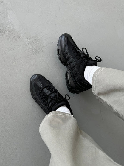 Nike Air Max 95 Black - oceanhype - 