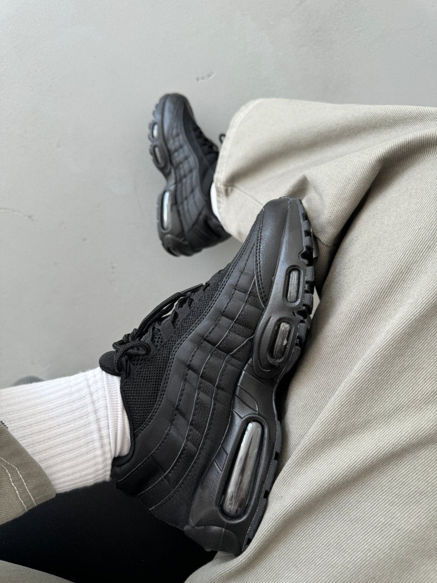 Nike Air Max 95 Black - oceanhype - 