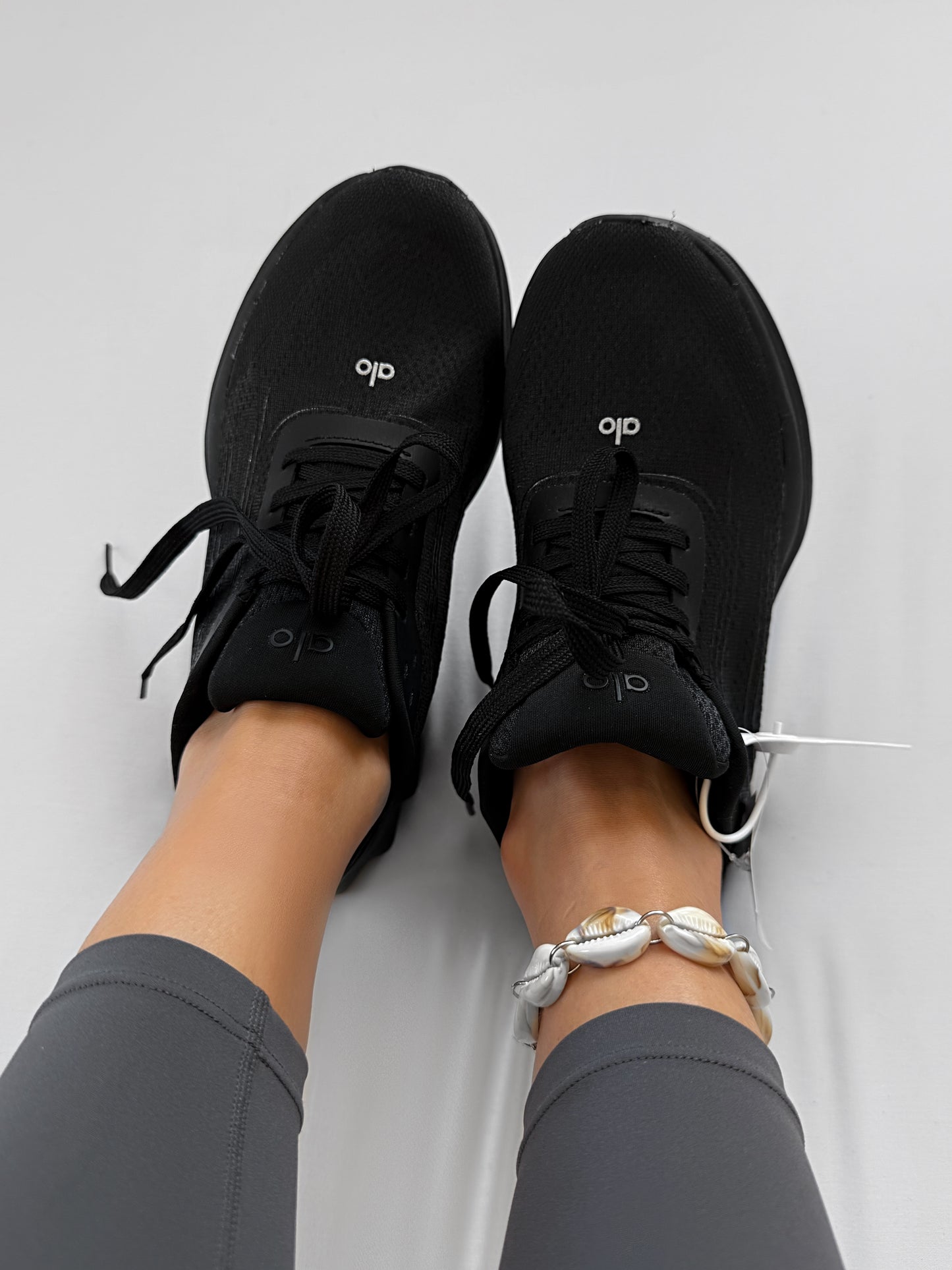 Alo Yoga Runner Preto All Black