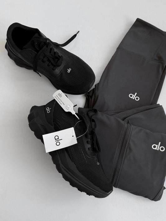 Alo Yoga Runner Preto All Black