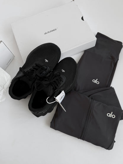 Alo Yoga Runner Preto All Black