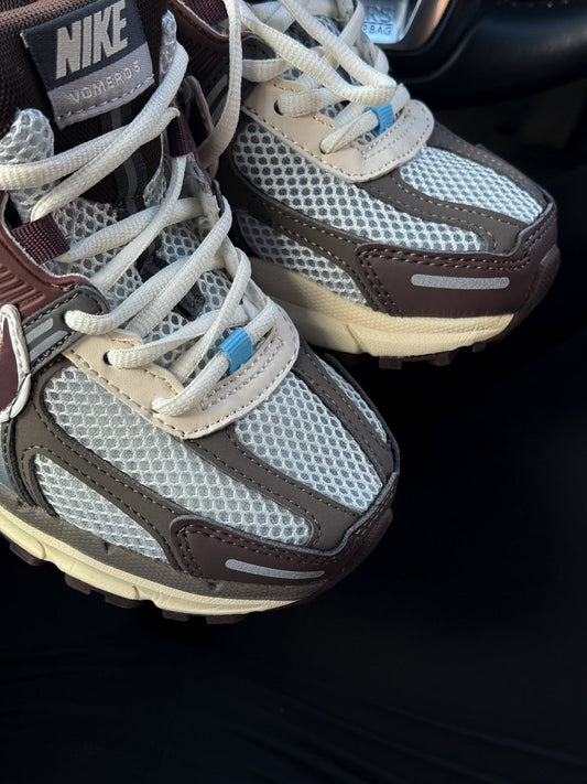 Nike Zoom Vomero 5 Brown White - oceanhype - 