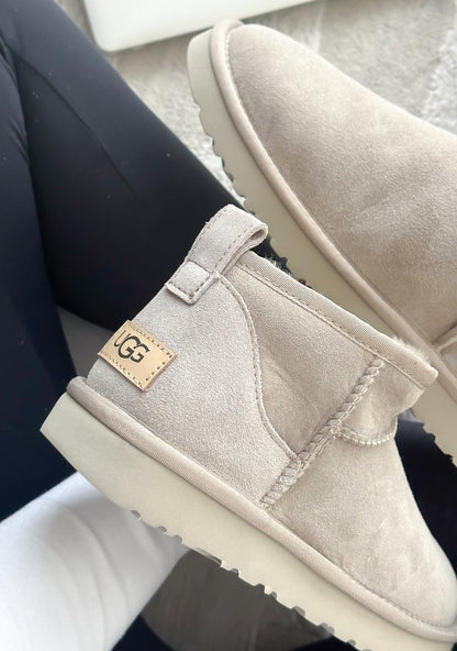 UGG Classic Ultra Mini Light Grey - oceanhype - 