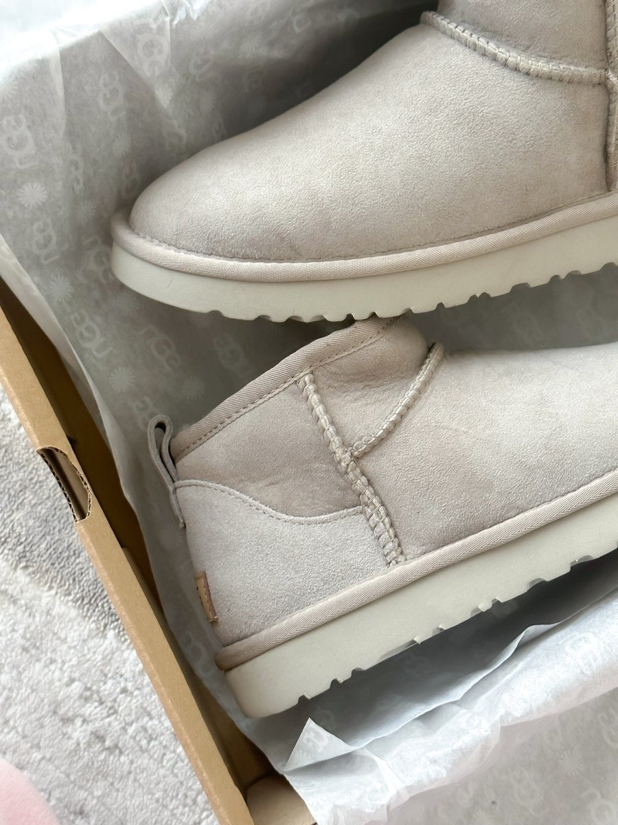 UGG Classic Ultra Mini Light Grey - oceanhype - 