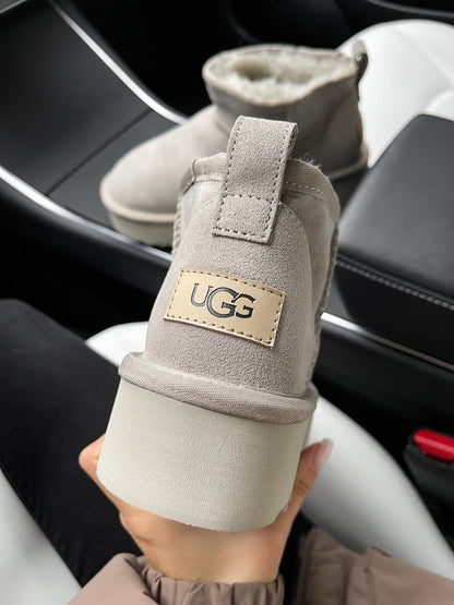UGG Classic Ultra Mini Platform Light Grey - oceanhype - 