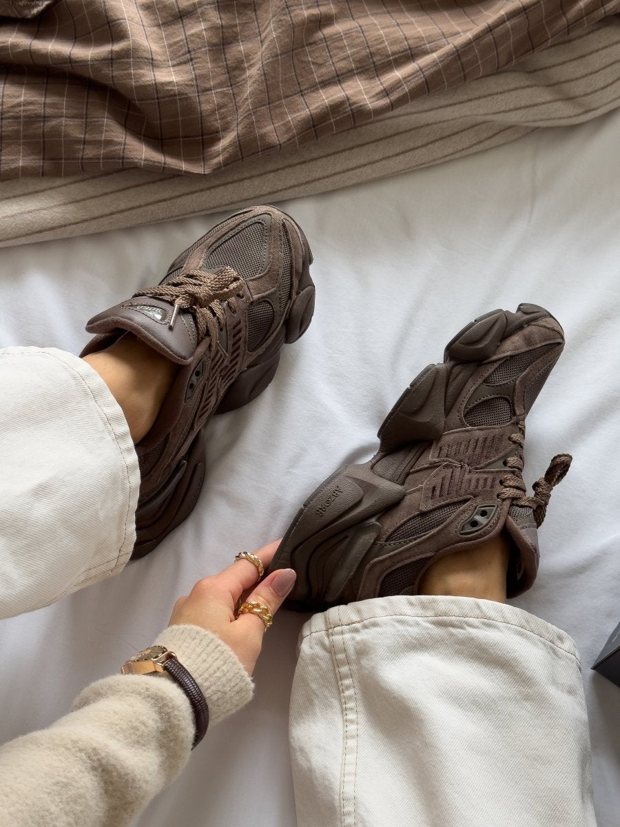 New Balance 9060 Chocolate - oceanhype - 