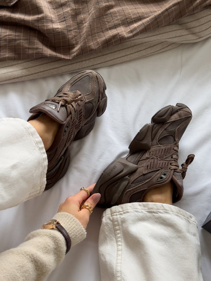 New Balance 9060 Chocolate - oceanhype - 