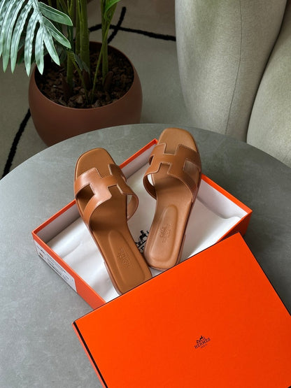 Hermes Oran Sandals Gold Calfskin - oceanhype - 