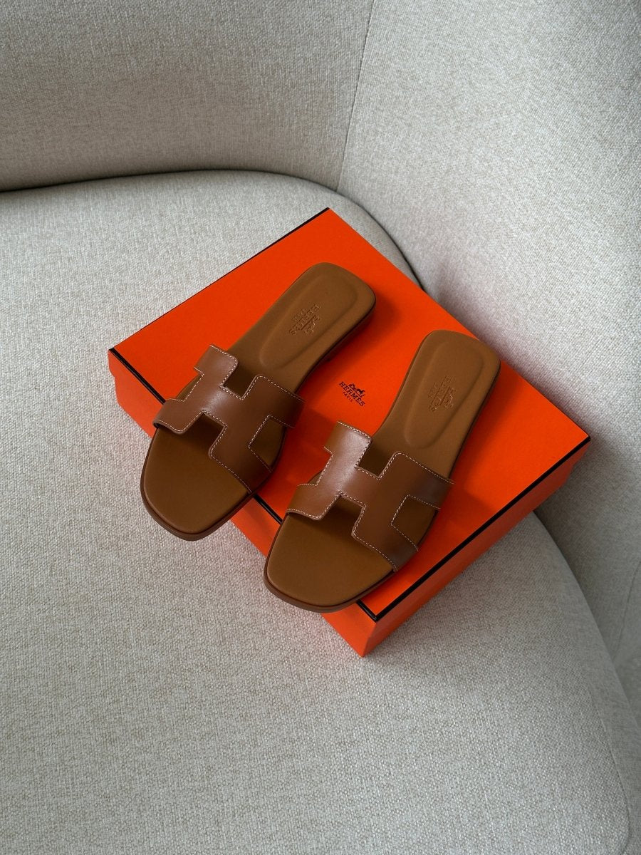 Hermes Oran Sandals Gold Calfskin - oceanhype - 