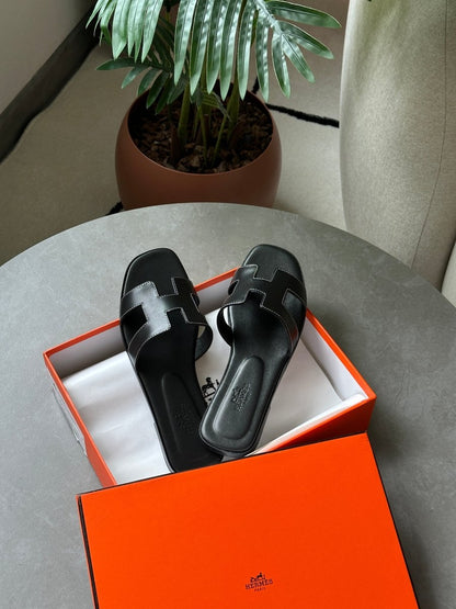 Hermes Oran Sandals Black Calfskin - oceanhype - 
