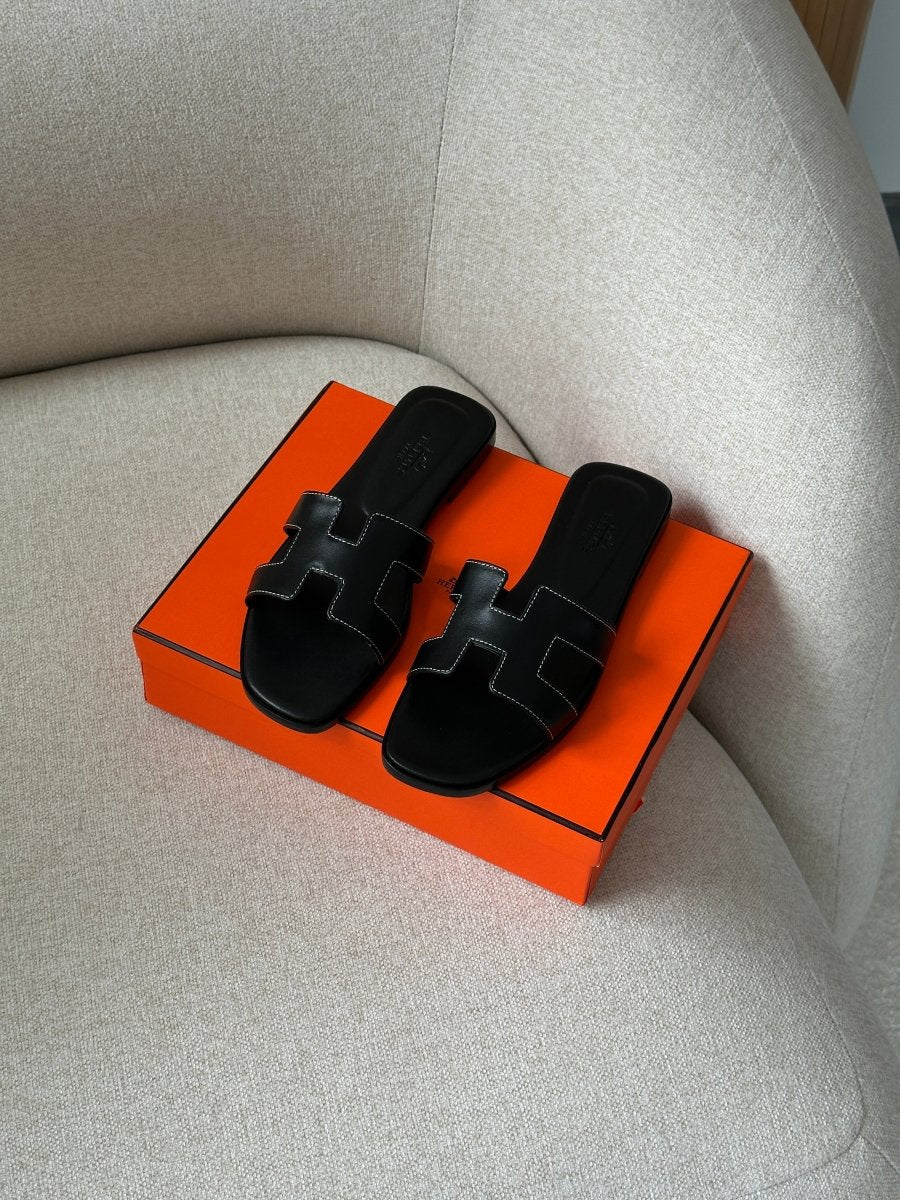 Hermes Oran Sandals Black Calfskin - oceanhype - 