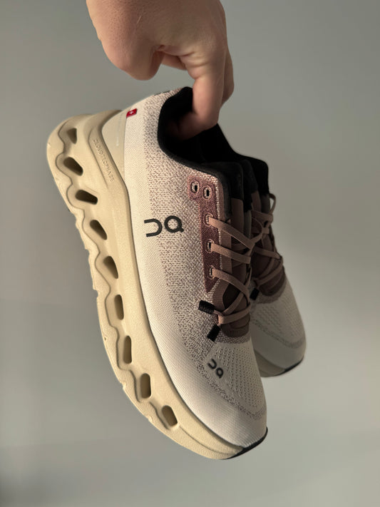 On Loewe x Cloudtilt Clove Sand
