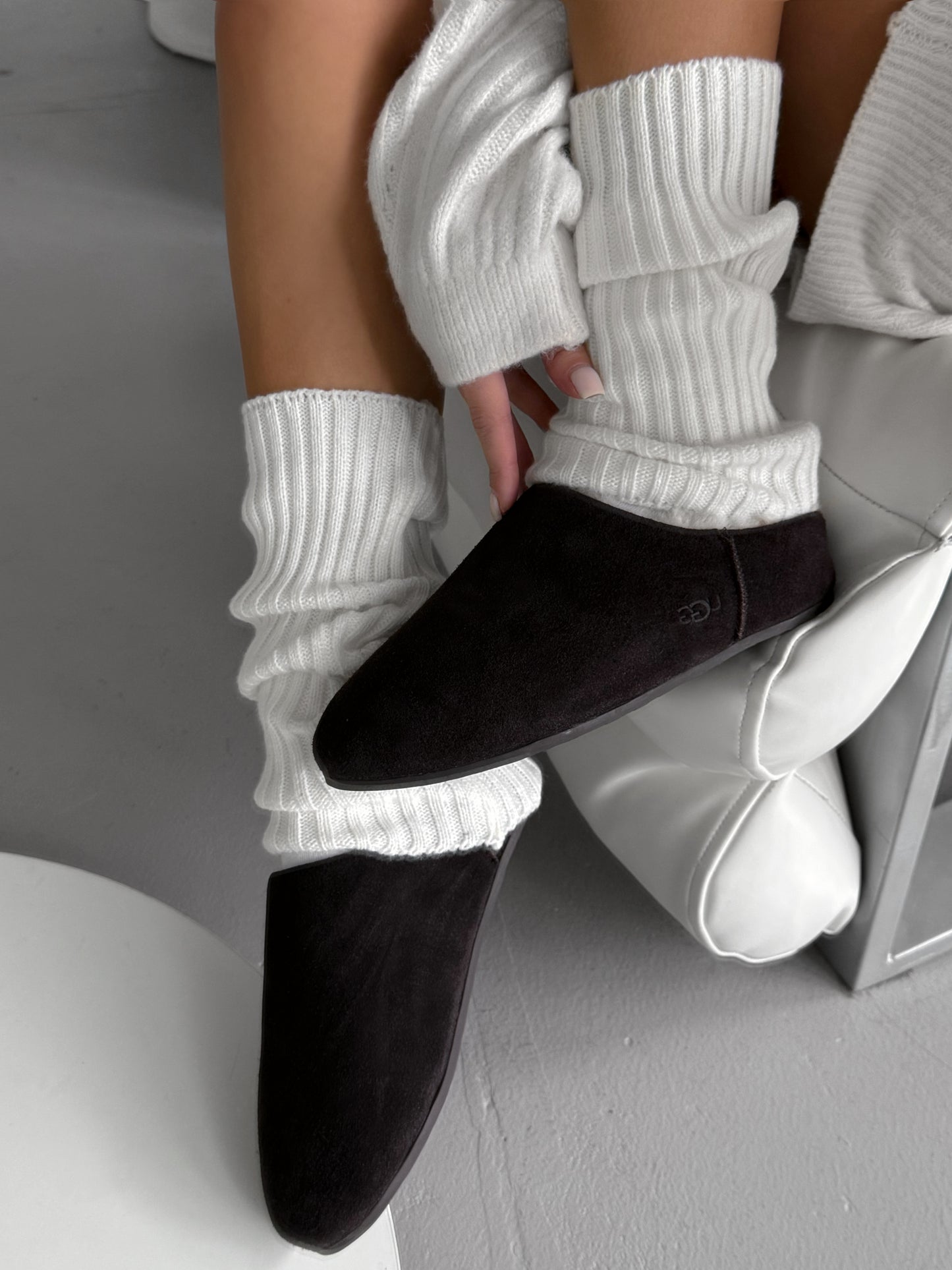 UGG Elea Slip-On Black