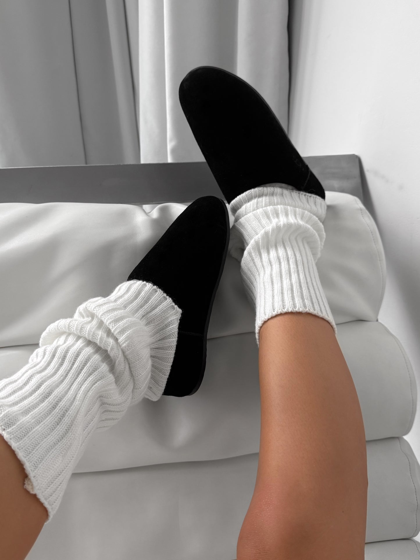 UGG Elea Slip-On Black