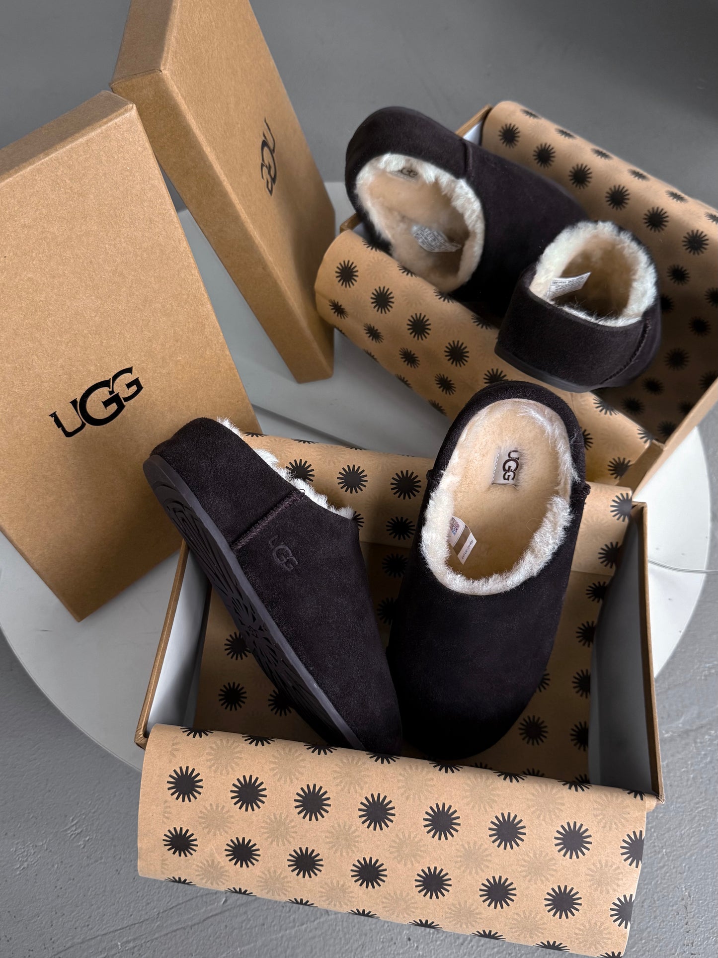 UGG Elea Slip-On Cocoa