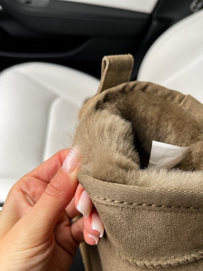 UGG Ultra Mini Platform Khaki - oceanhype - 