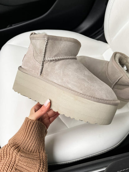 UGG Ultra Mini Platform Light Grey - oceanhype - 