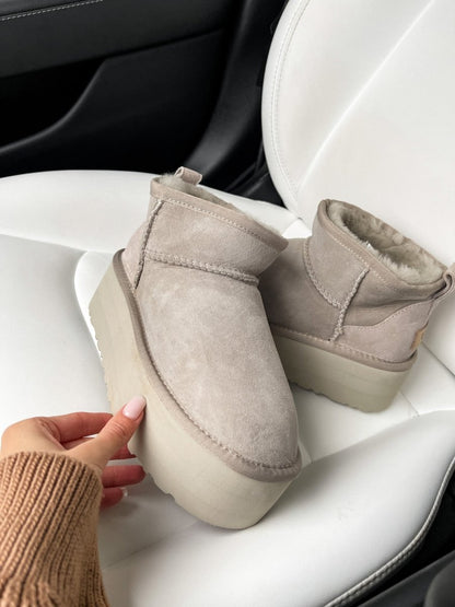 UGG Ultra Mini Platform Light Grey - oceanhype - 