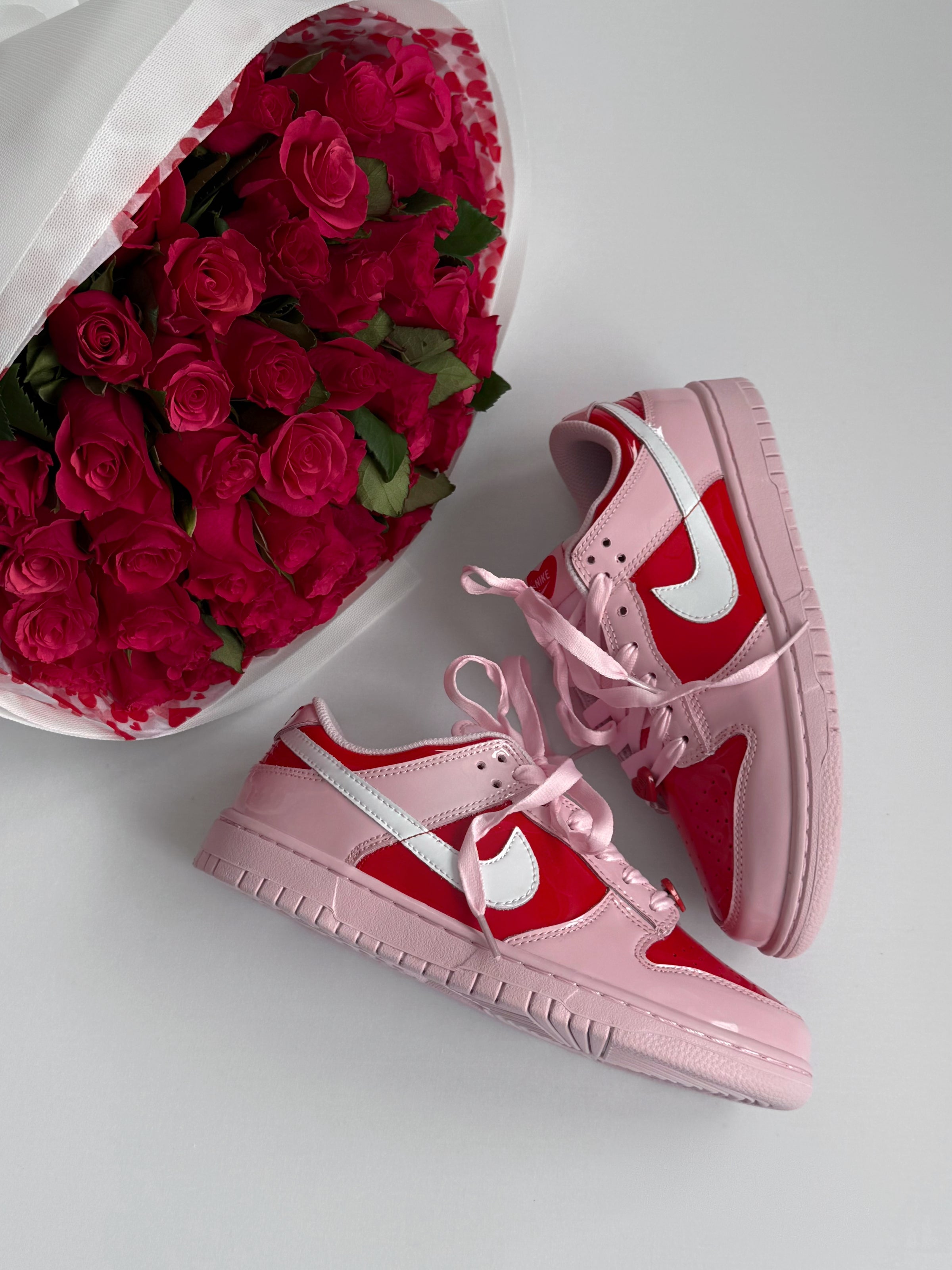 Nike Dunk Low Valentine's Day