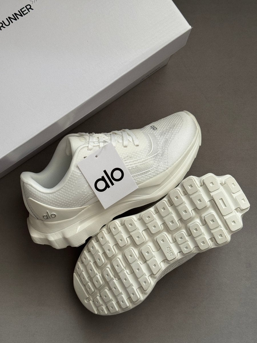 Alo Yoga Runner White - oceanhype - 