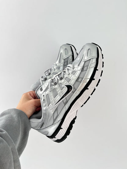 Nike P - 6000 Metallic Silver - oceanhype - 