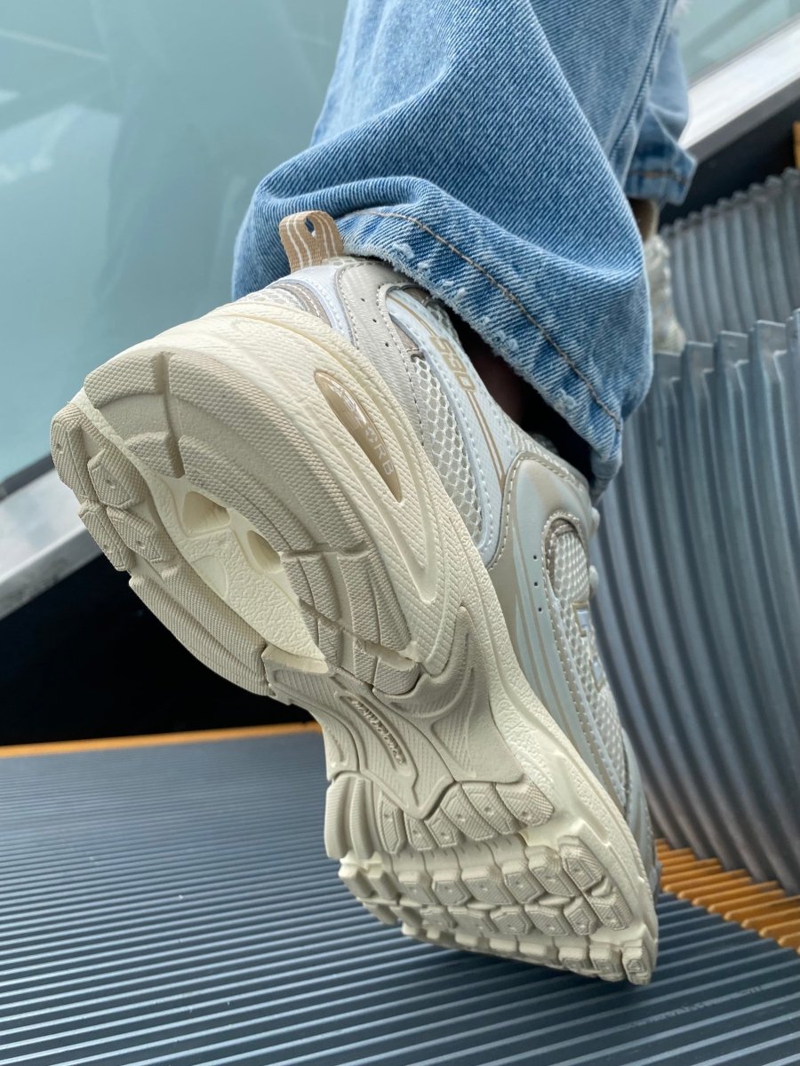 New Balance 530 Beige - oceanhype - 
