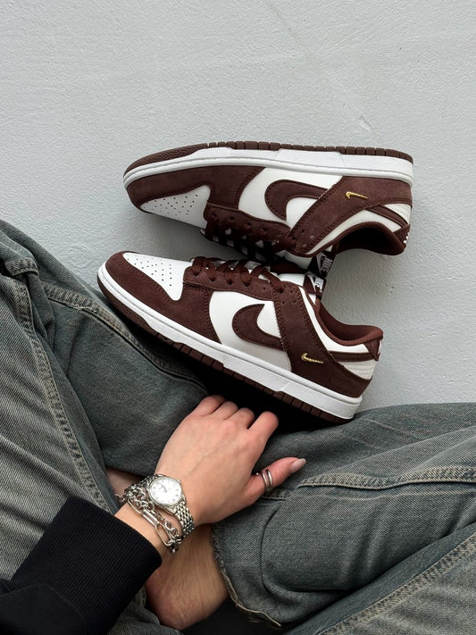 NIke SB Dunk Low Sail Red Sepia - Metallic Gold - oceanhype - 