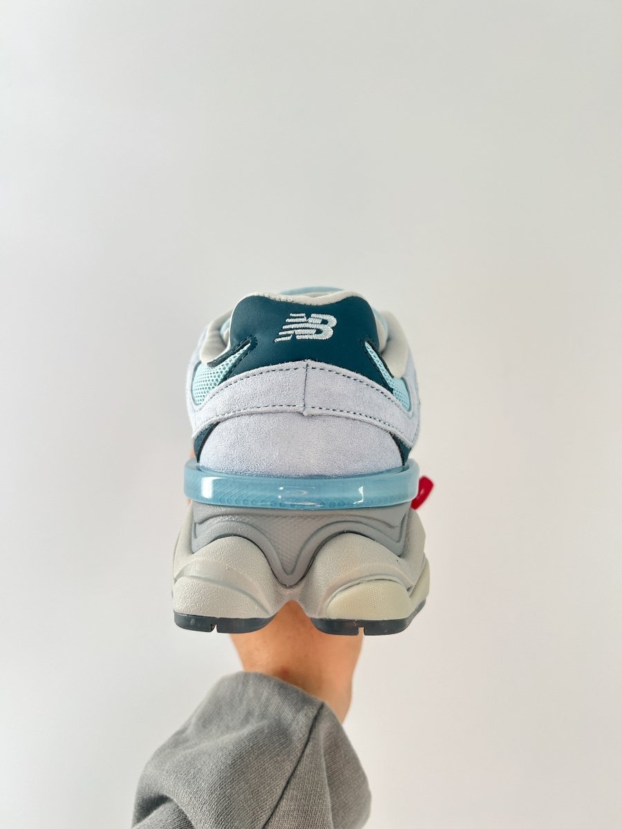 New Balance 9060 Chrome Blue - oceanhype - 