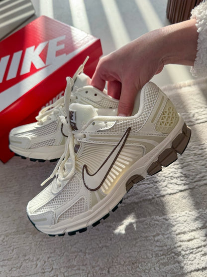 Nike Zoom Roam Vomero 5 Sail Mink Brown - oceanhype - 