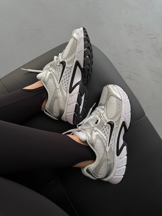 Nike V5 RNR White Silver Black - oceanhype - 