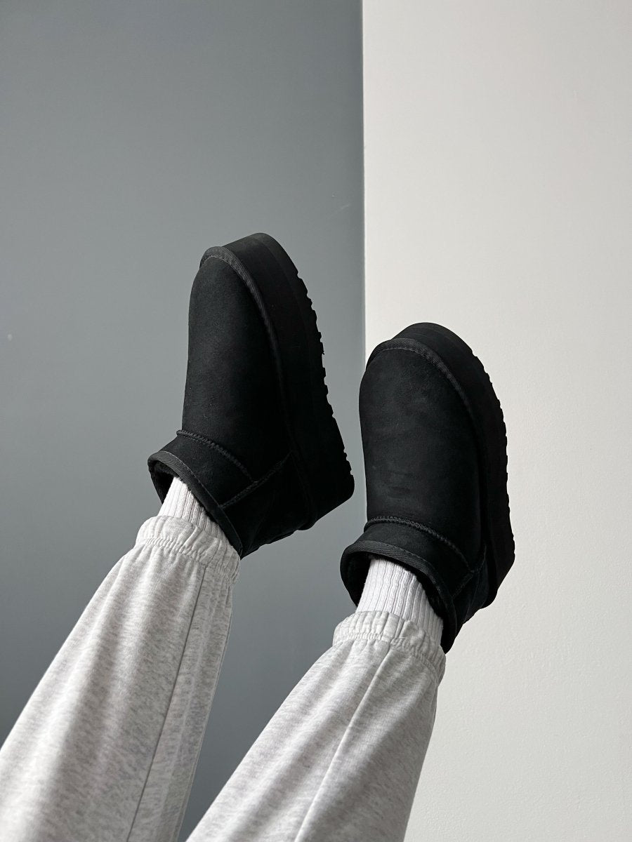 UGG Ultra Mini Platform Black - oceanhype - 