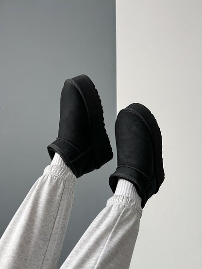 UGG Ultra Mini Platform Black - oceanhype - 