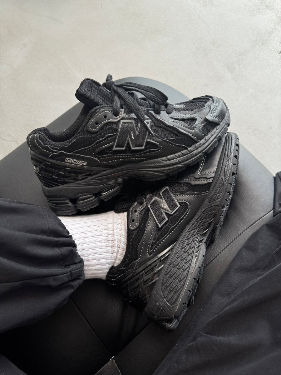 New Balance 1906D Protection Pack Triple Black - oceanhype - 