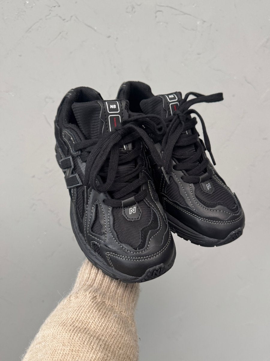 New Balance 1906D Protection Pack Triple Black - oceanhype - 