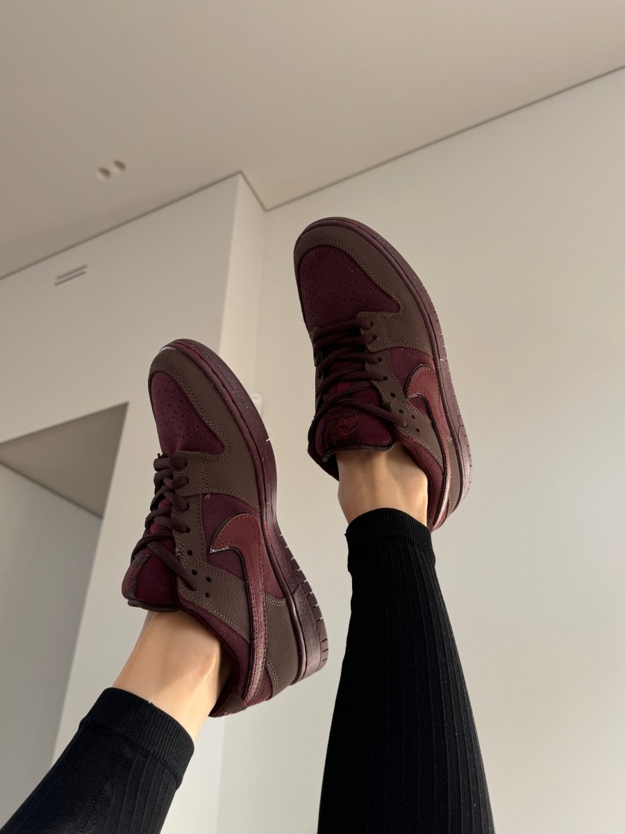 Nike SB Dunk Low City of Love Burgundy Crush - oceanhype - 