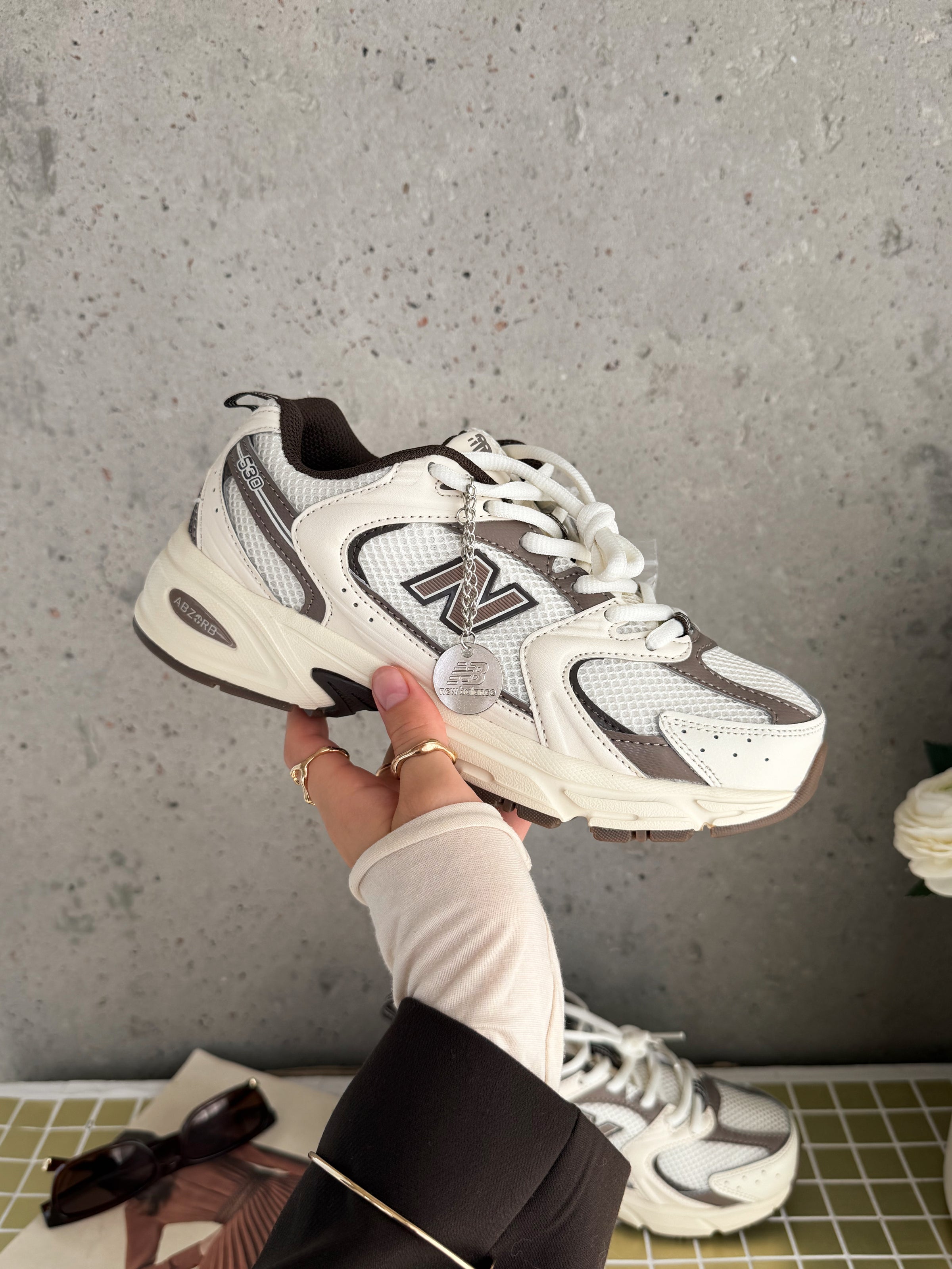 New Balance 530 Turtledove Mushroom