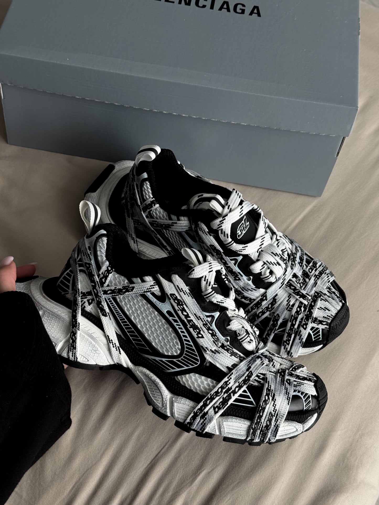 Balenciaga 3XL Extreme Laces Logo Sneaker in White Black