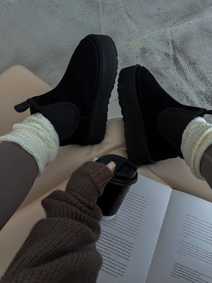 UGG Neumel Platform Chelsea Black