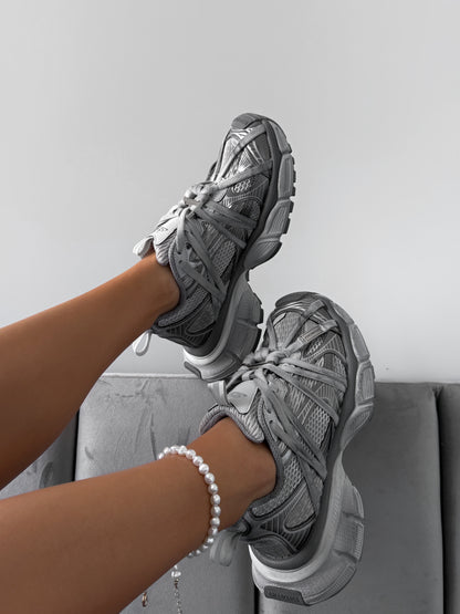 Balenciaga GB 3XL Extreme Laces B Trainers in Grey