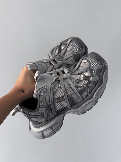 Balenciaga GB 3XL Extreme Laces B Trainers in Grey