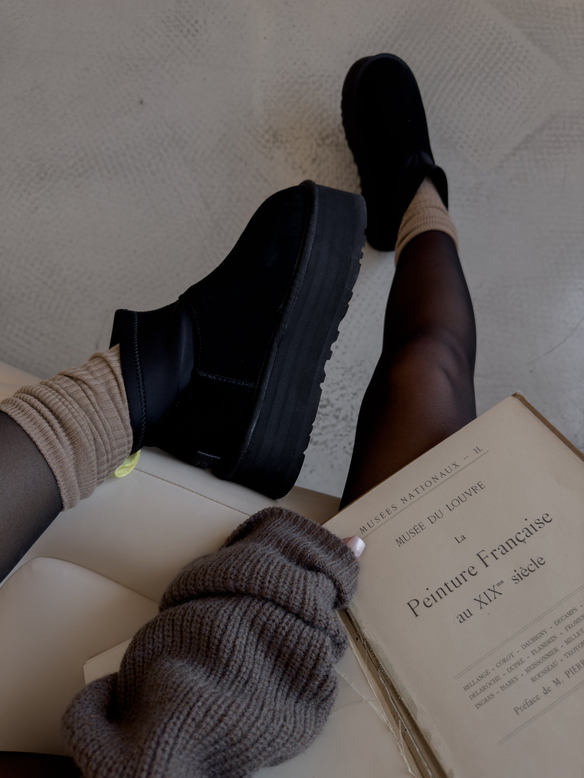 UGG Classic Mini Dipper Black