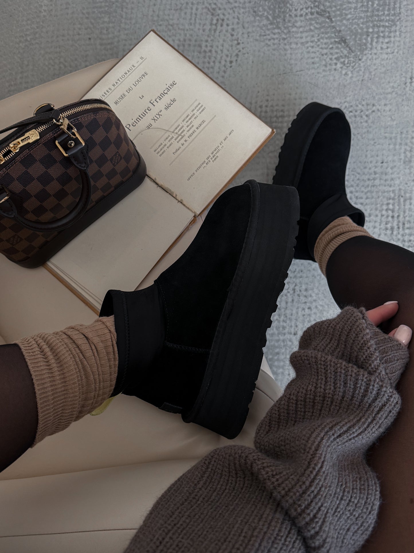 UGG Classic Mini Dipper Black