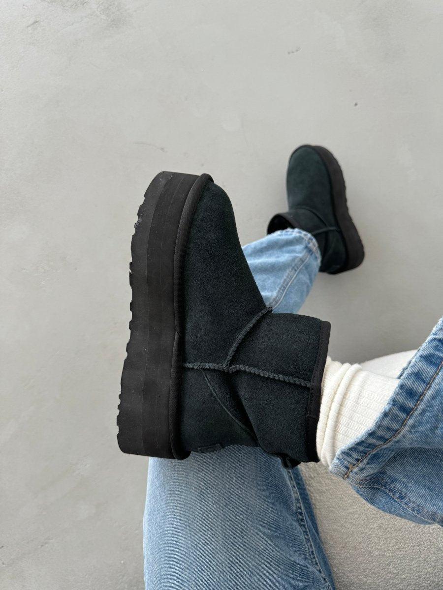 UGG Classic Mini Platform XL Black - oceanhype - 