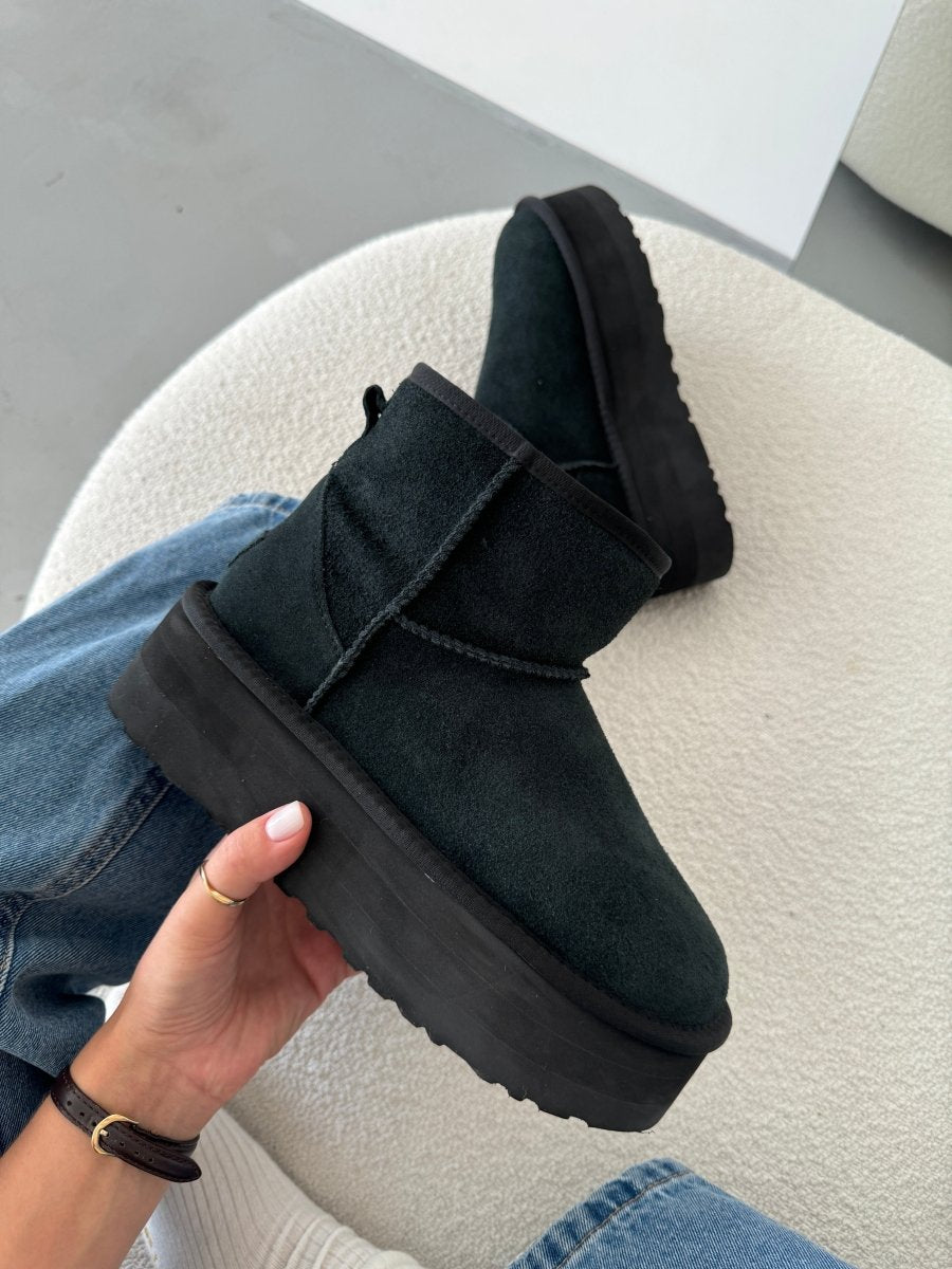 UGG Classic Mini Platform XL Black - oceanhype - 