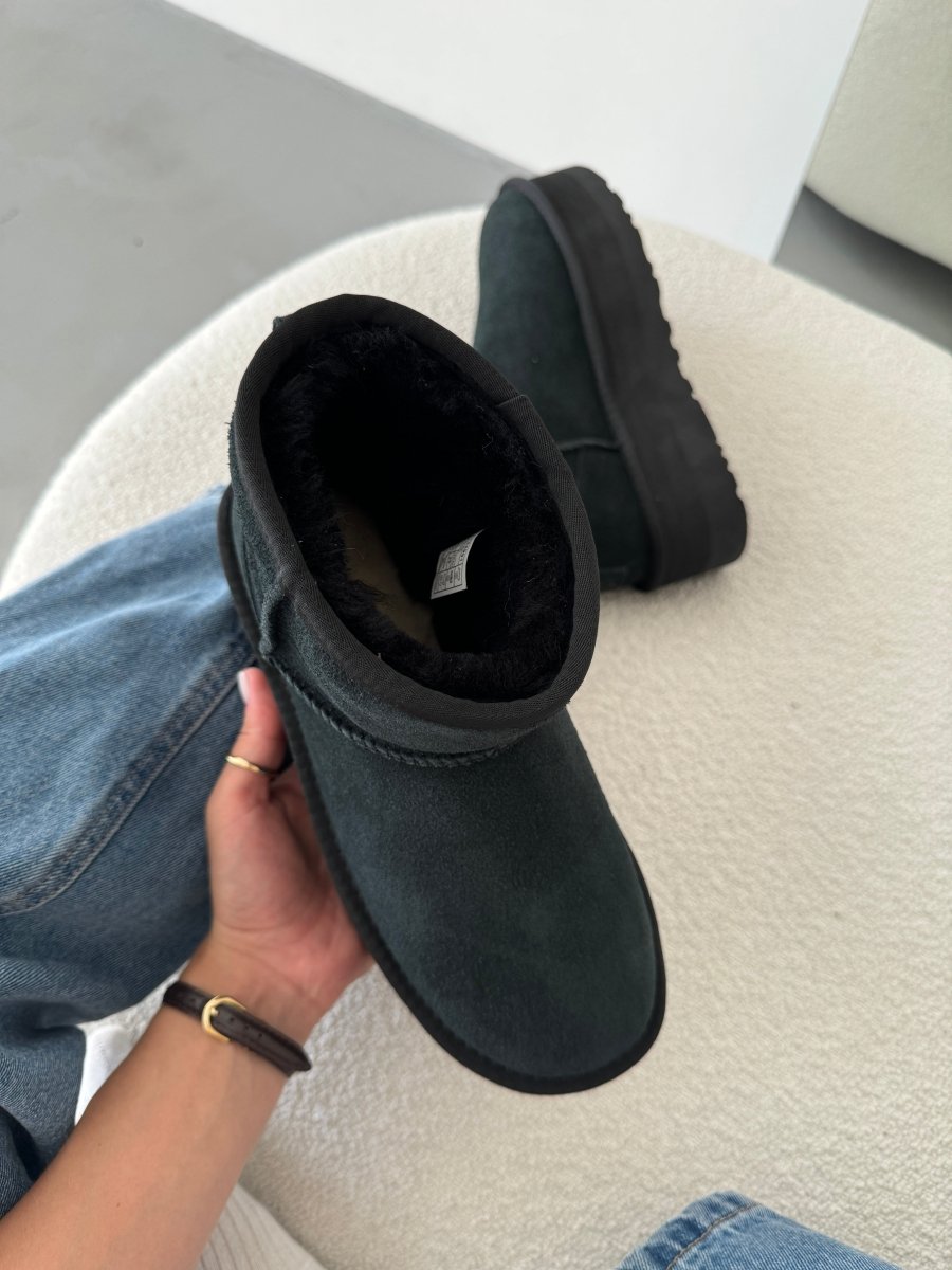 UGG Classic Mini Platform XL Black - oceanhype - 