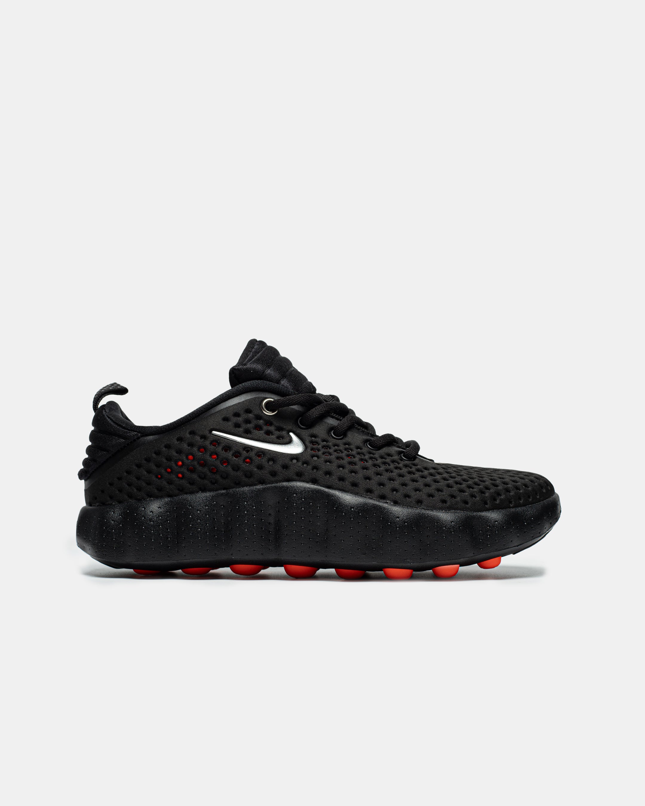 Nike Mind 002 Black Hyper Crimson