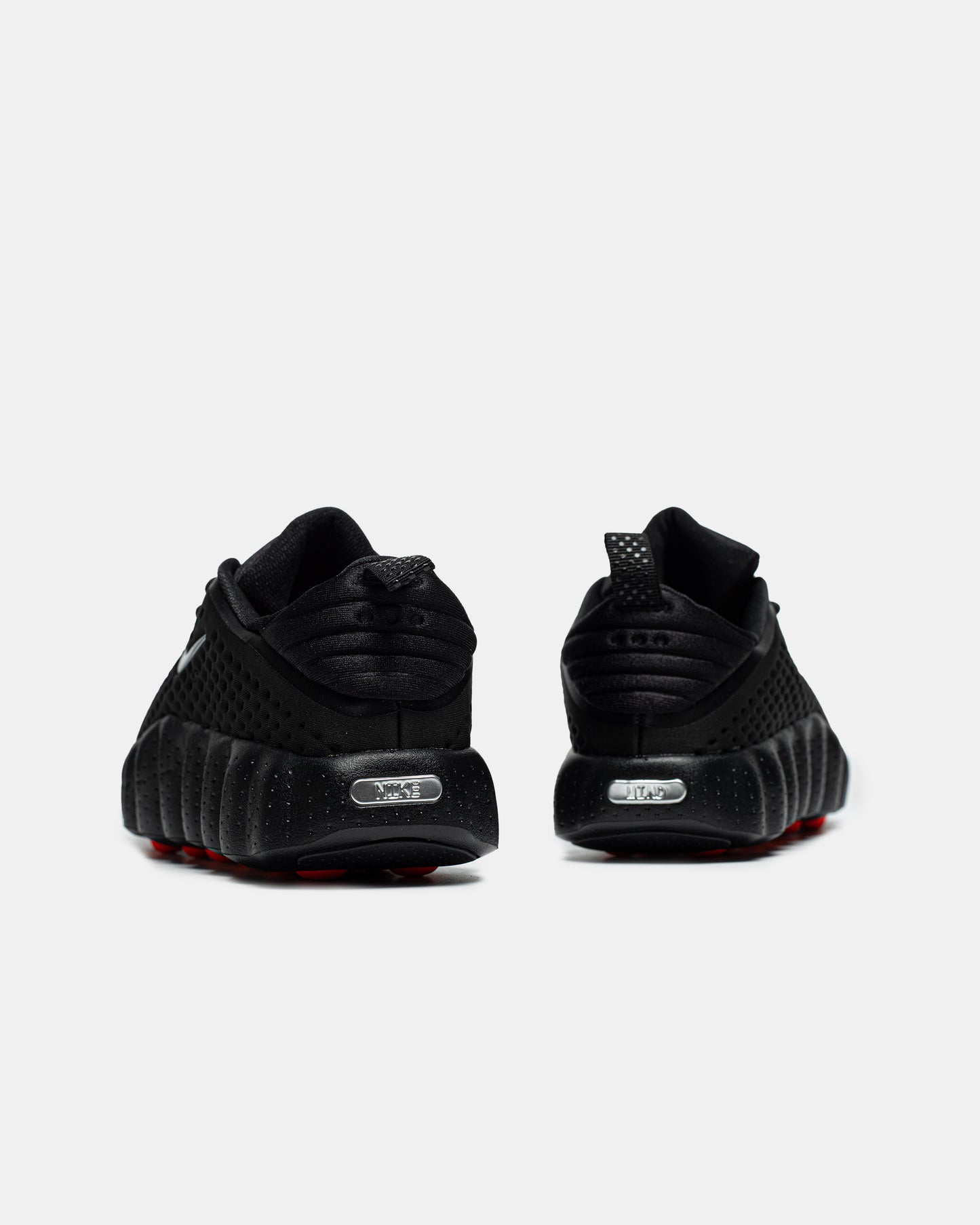Nike Mind 002 Black Hyper Crimson