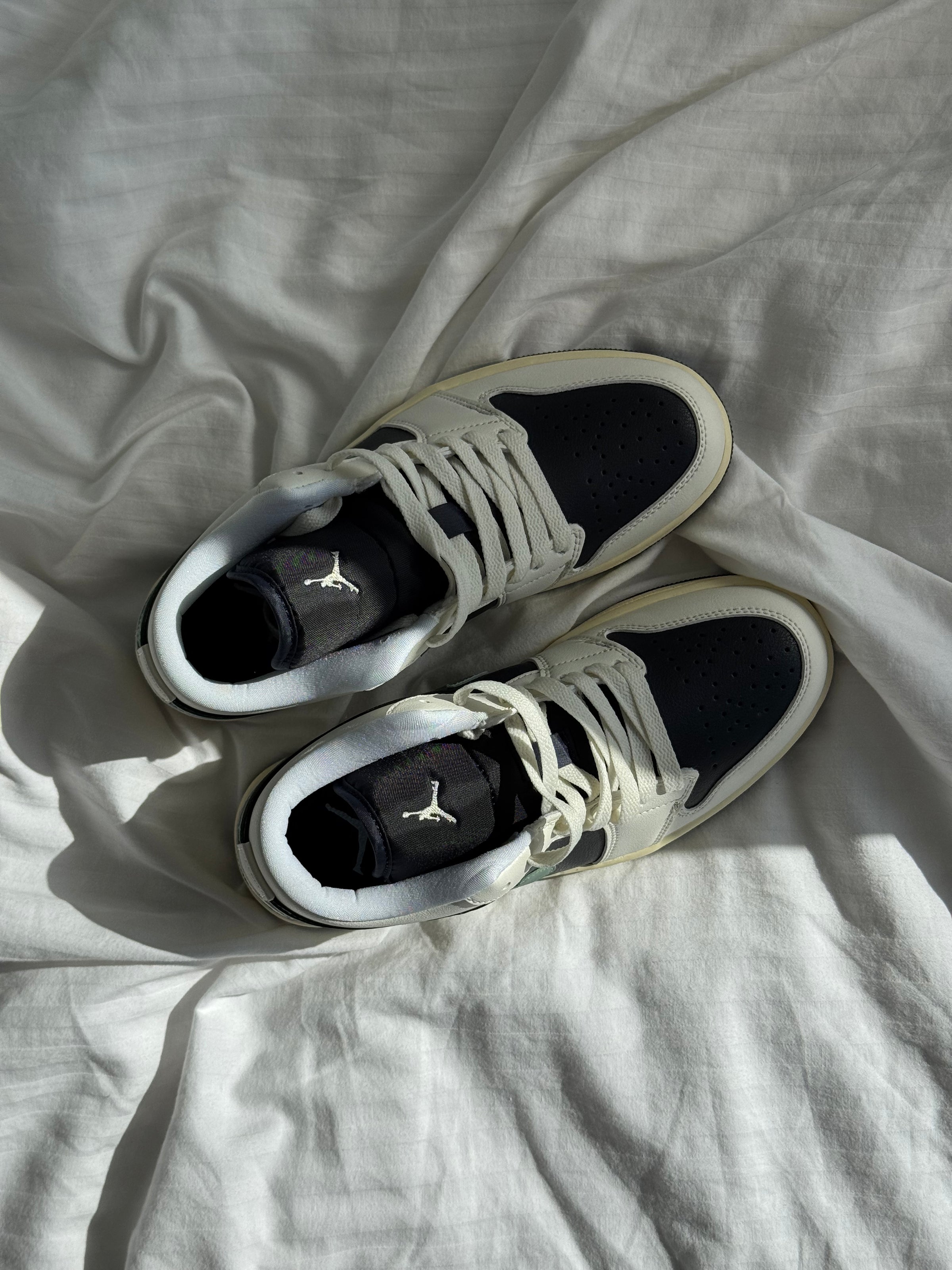 Nike Jordan 1 Low Retro Jade Smoke