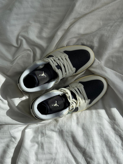 Nike Jordan 1 Low Retro Jade Smoke